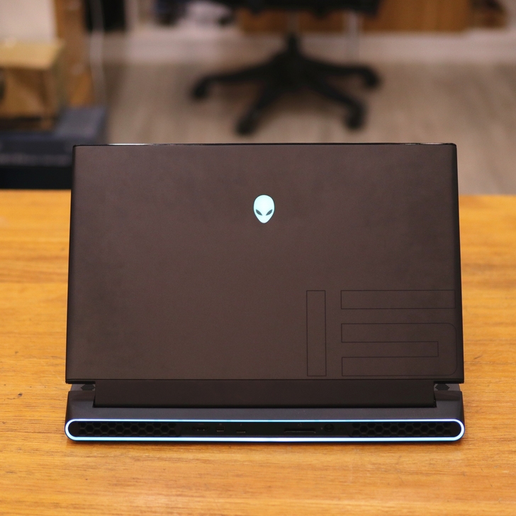 外星人m15 r2国行高保1650超便携i...