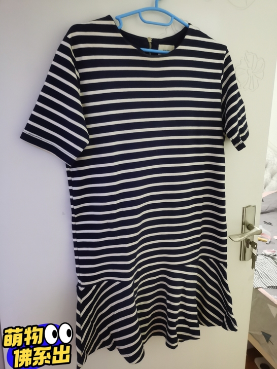 当时买的超级贵的一条裙子20不包邮