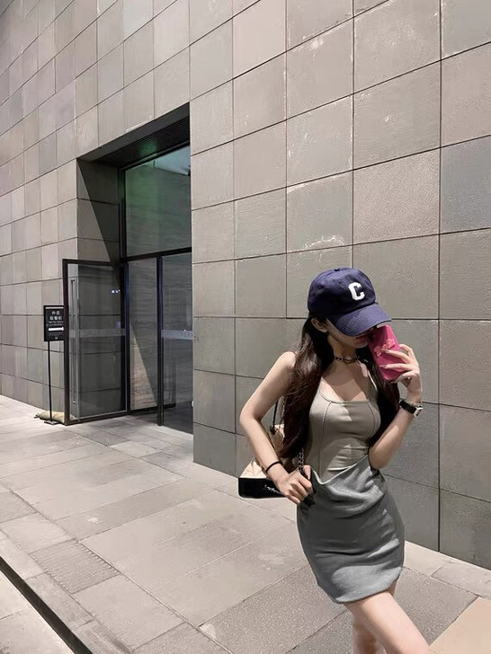 Wuuus 运动风拼接背心连衣裙女夏202...