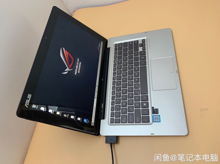 华硕二合一平板笔记本 因特尔i7四线程三...