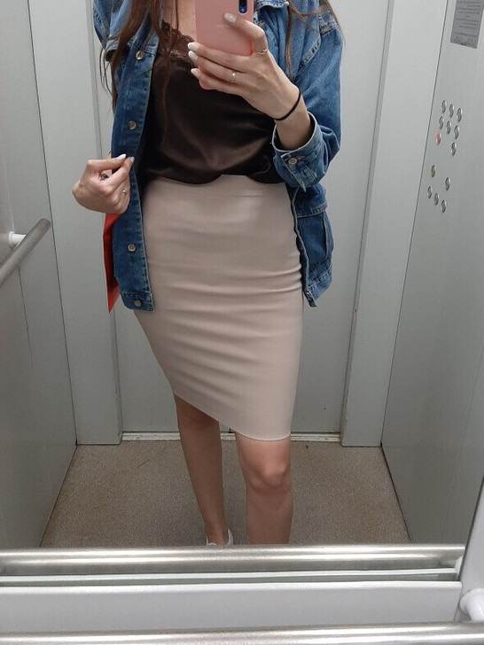 荷芙妮格性感包臀半身裙铅笔裙 非常小的轻微...