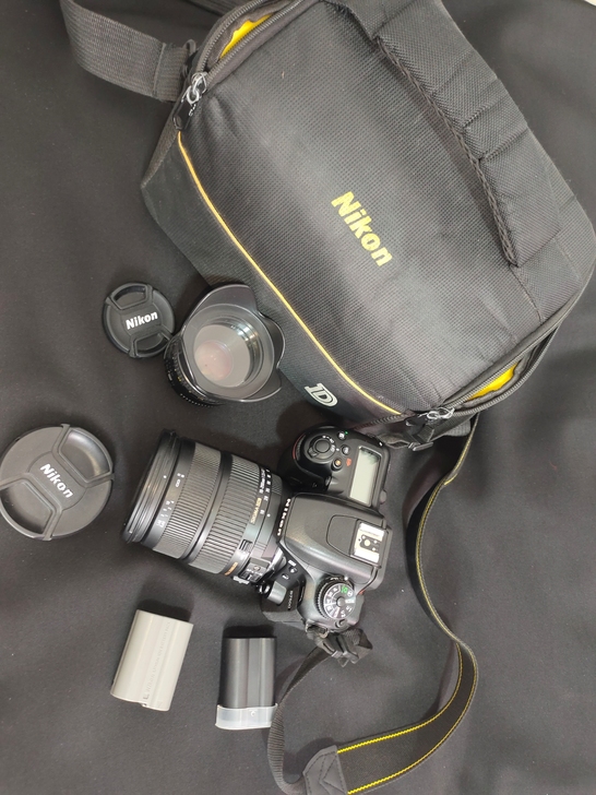 Nikon/尼康 数码单反D7500+18...