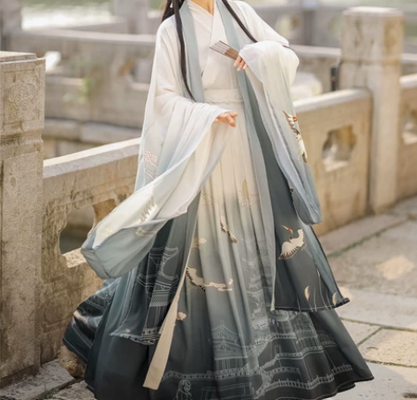 魏晋风汉服 L码，大袖衫+上衣+下裙三件套...