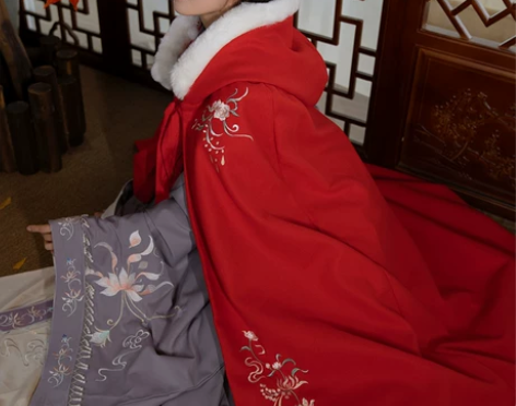 清梳原创凝香汉服斗篷女长款刺绣加绒加厚保暖...
