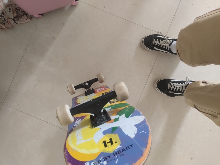 DBH滑板 专业滑板 刷街代步动作双翘滑板...