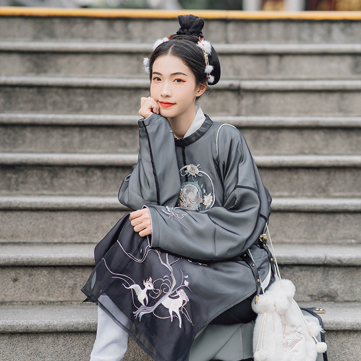 【出】汉尚华莲三羊开泰唐制圆领袍男女同款原...