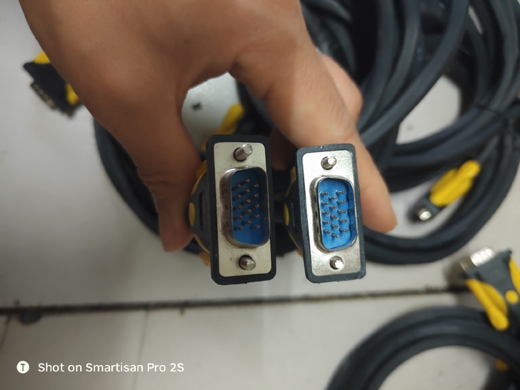 原装VGA线VGA3+6视频线电脑显示器连...
