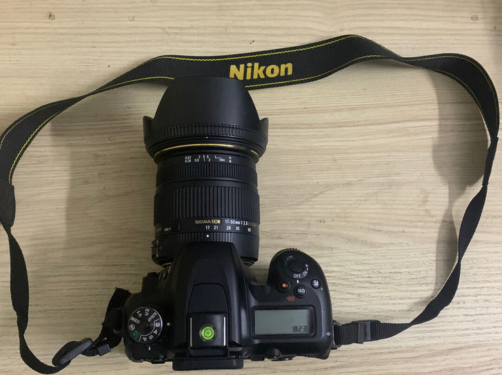 尼康D7500