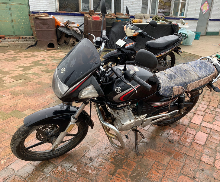雅马哈摩托车 两台车 成色 公里数 出...