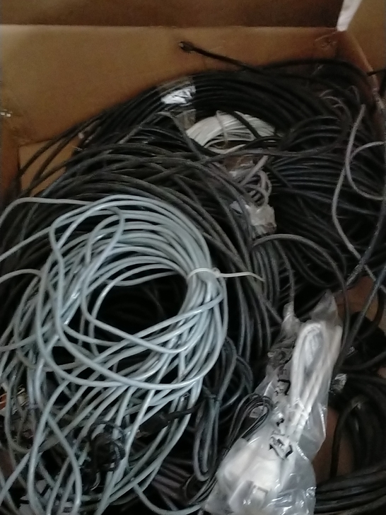 监控线 网线 电话线