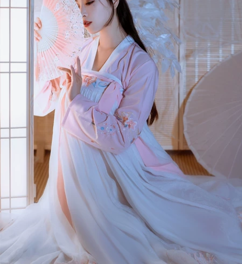 【汉服】艺缕月扇s码上襦+搭夫人衣香影s码...