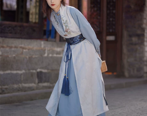 七月夕 兰时 汉元素明制绣花暗纹比甲收腰连...