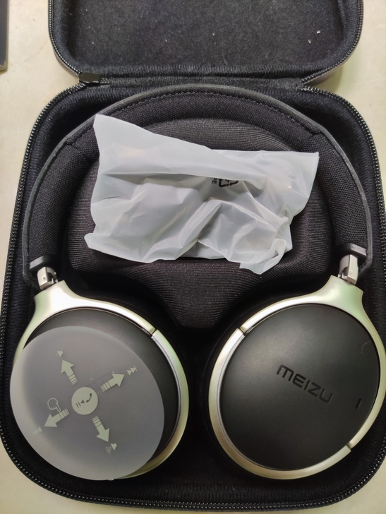 京东购买的魅族hd60降噪版转让。95新就...