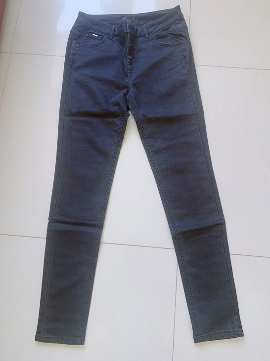 only29码女士牛仔裤 全新 小脚裤直筒