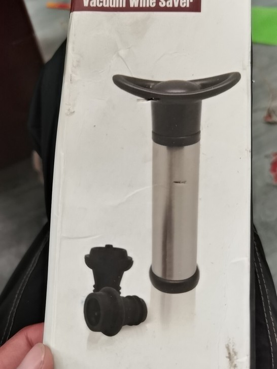 全新金属红酒开酒器，仓库库存。付邮送
