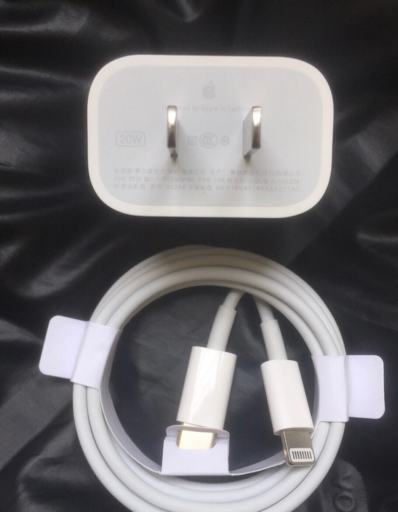 个人闲置原装20w快充电器闲置转让线头一套...
