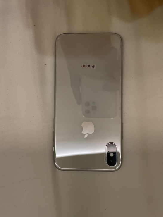 iPhone X256G  港版 换过一次...
