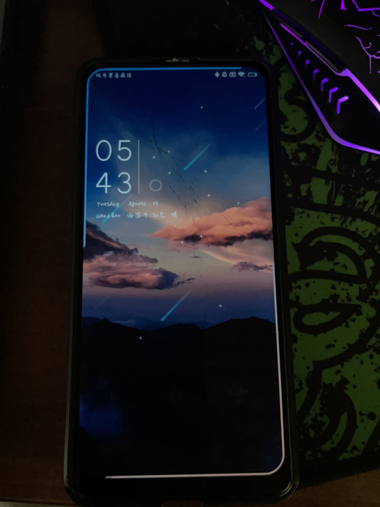 出一台自用小米mix3屏幕换过现在碎了原来...