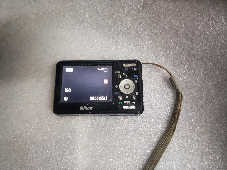 尼康数码相机品相如图，完好包邮