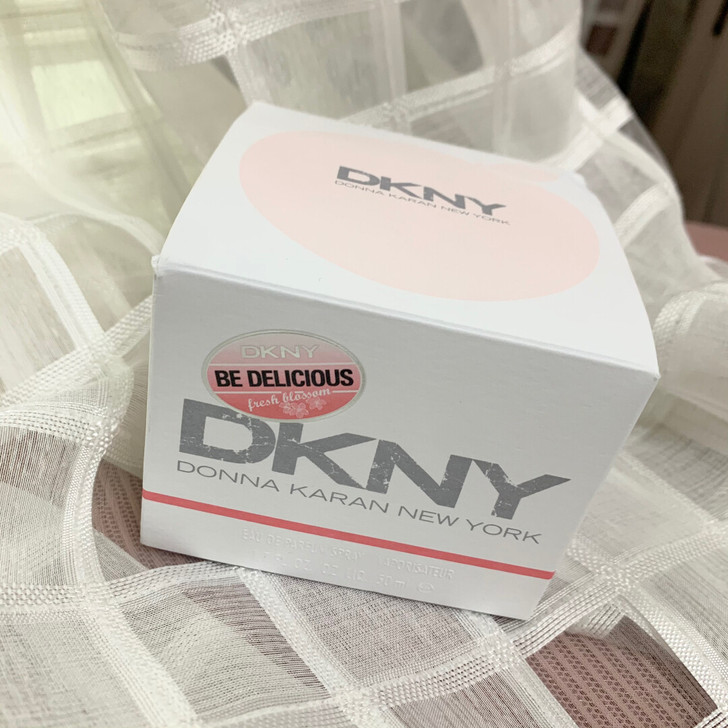 Donna Karan 唐纳卡兰 粉恋苹果...