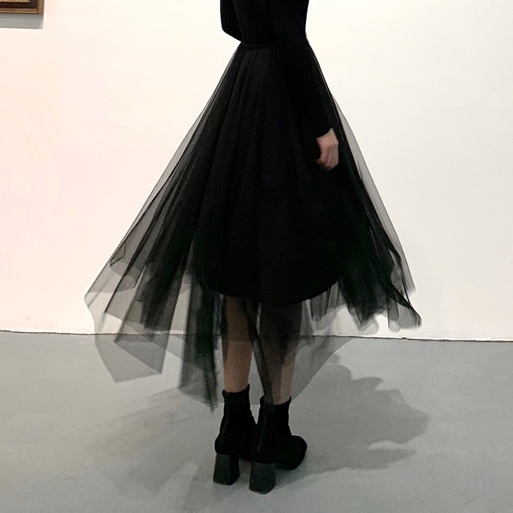 黑色高腰不规则纱裙仙女chic蓬蓬裙显瘦中...