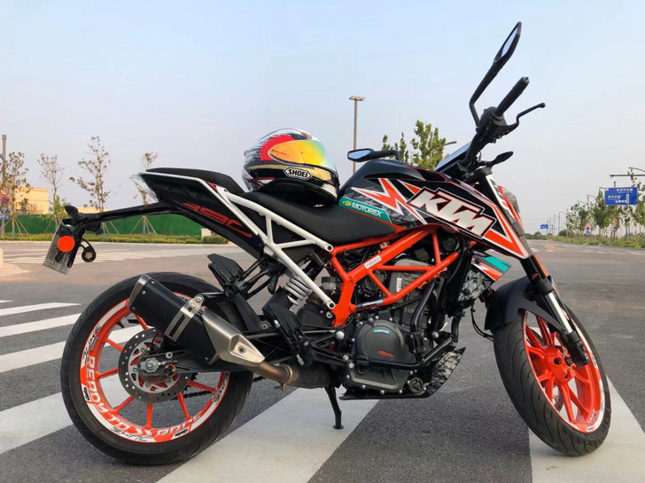 入手没多久，打算换车，有想法的来