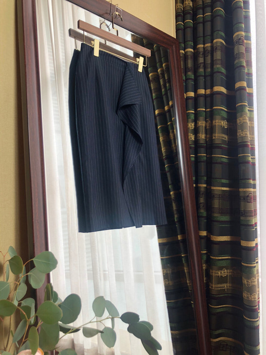 Club Monaco 深蓝条纹荷叶边西服...