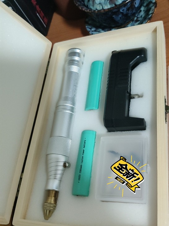 买来学雕刻用的，结果发现自己绘画水平太差。