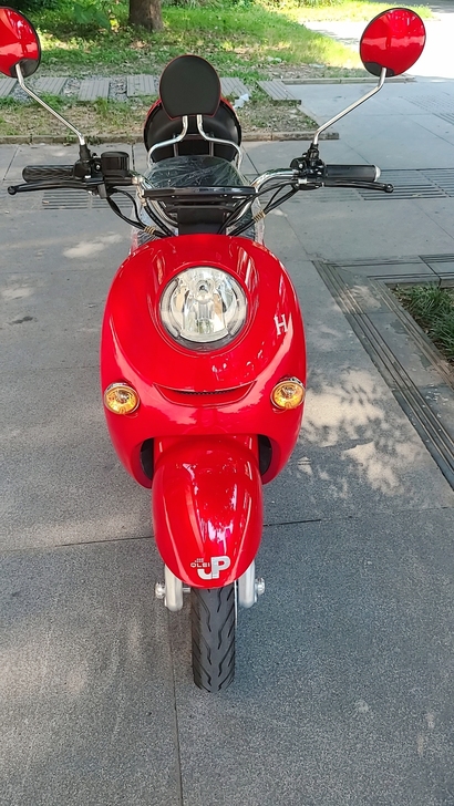 两个月72V20A齐蕾电动车天热，老婆骑都...