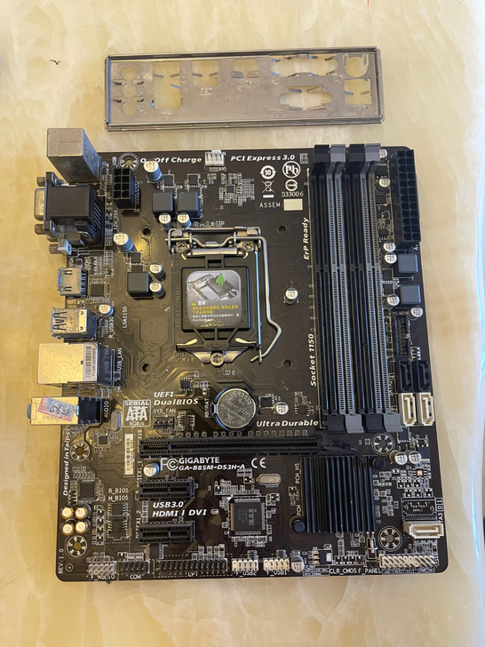 技嘉b85m-ds3H-a主板 成色不好。...