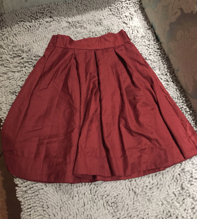 优雅伞裙摆裙全新酒红色