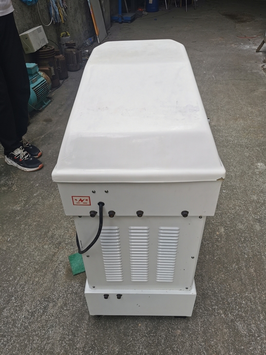 出手一台自动和面机！！20L！！和面给力！！