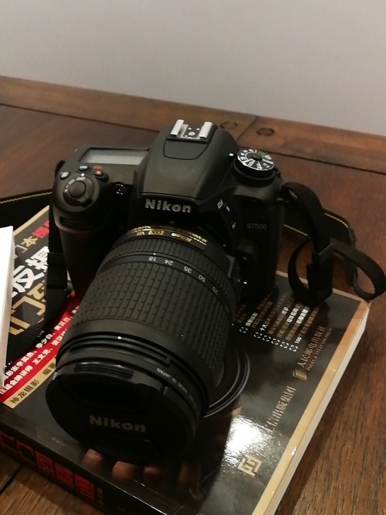 nikon D7500+18-140变焦头...