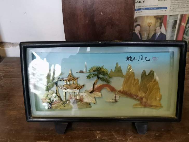 台式贝壳雕刻画