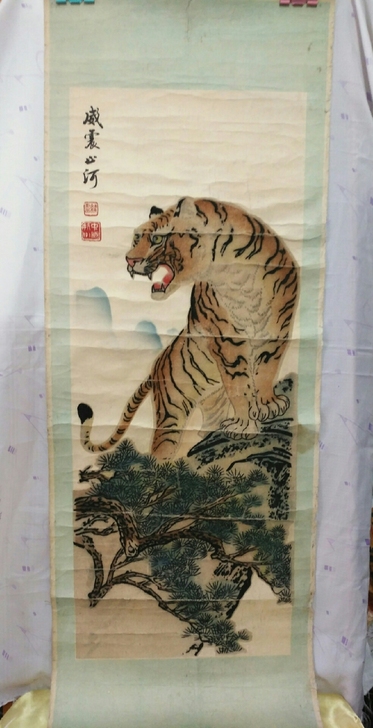 几幅工艺画和手工画，有老虎，仙鹤，山水，花...
