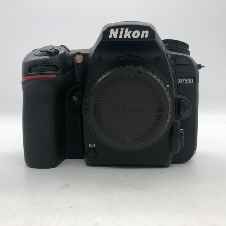 尼康 D7500