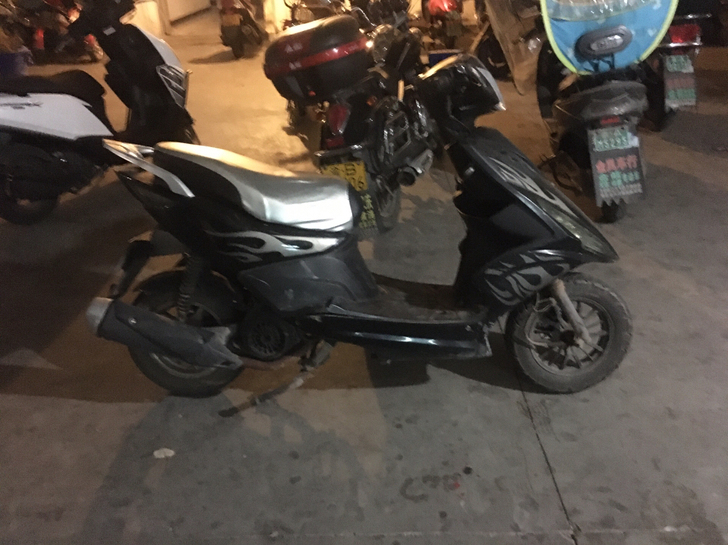 踏板车带合格证，600自提