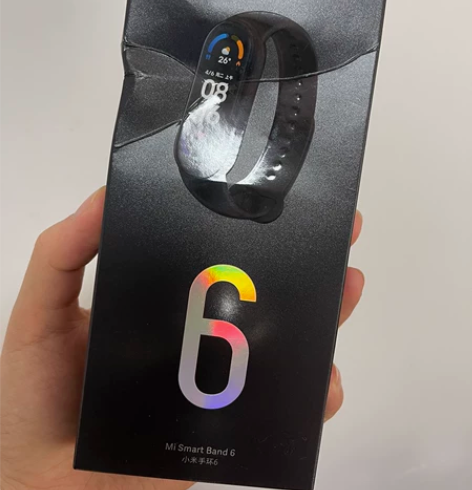 小米手环6 全新未拆封，盒子不好看的