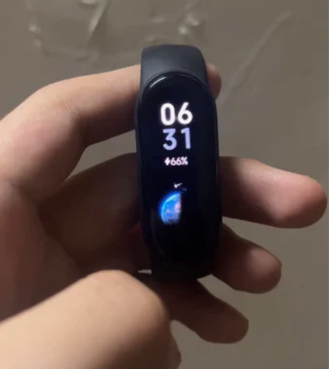 小米6手环NFC版！原包装齐全，在保 感兴...