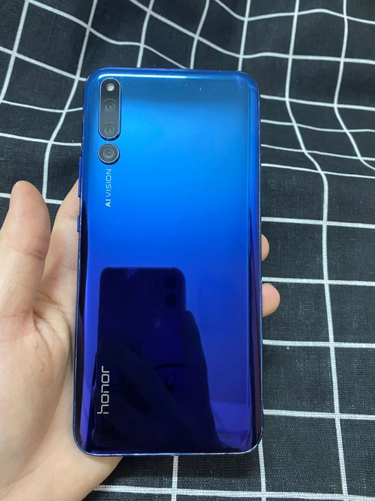 荣耀Magic2 8+128全网通 质量保...