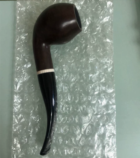 实木烟嘴,全新,款式很多,两个以上才包邮。...