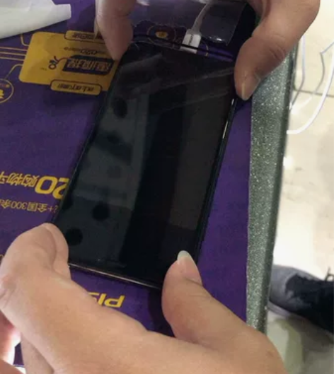品胜抗指纹全屏钢化膜，超级好贴，不留气泡，...