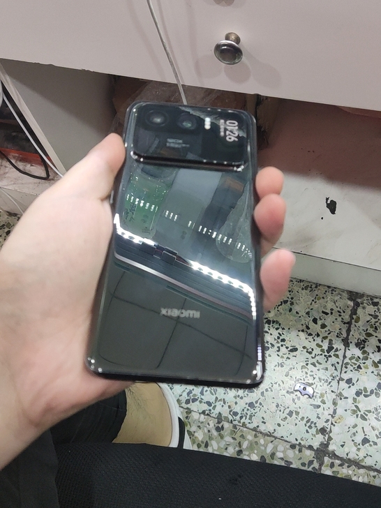 小米11Ultra 12+256 成色不错...