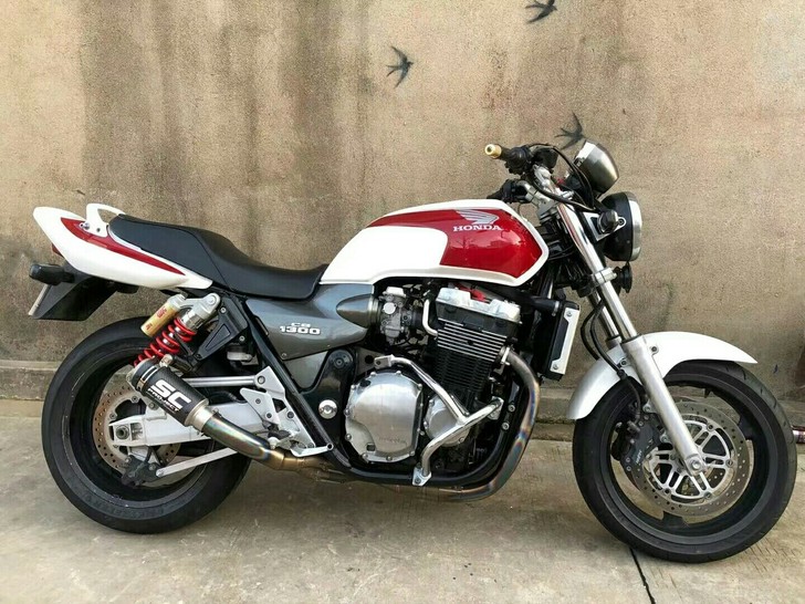 本田CB1300公升级街跑 街车二手摩托车...