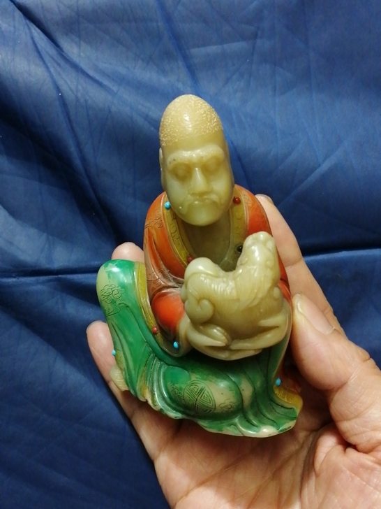 罗汉寿山石，尺品如图