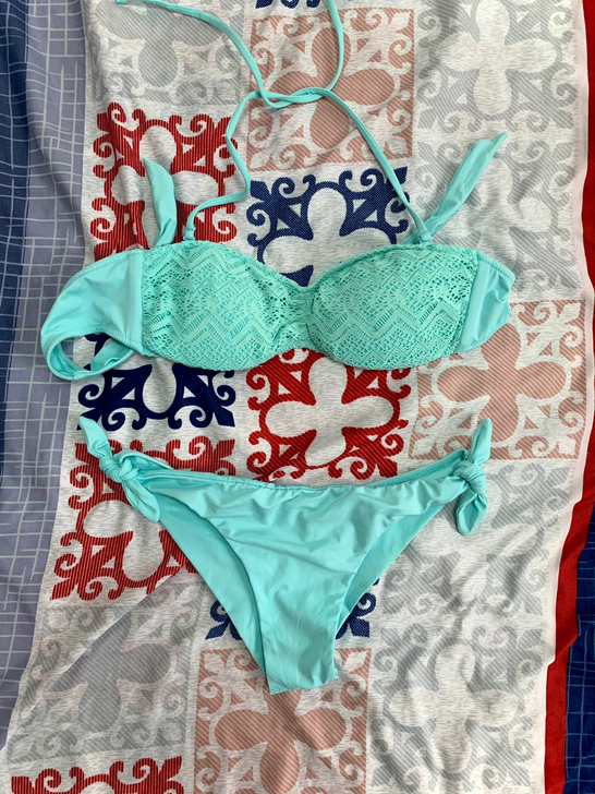 CALZEDONIA 泳衣 女士 穿过一两...