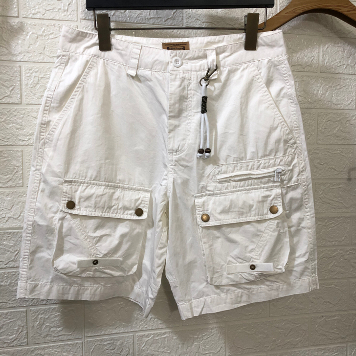 全新精品白色休闲工装短裤16.8元包邮只有...