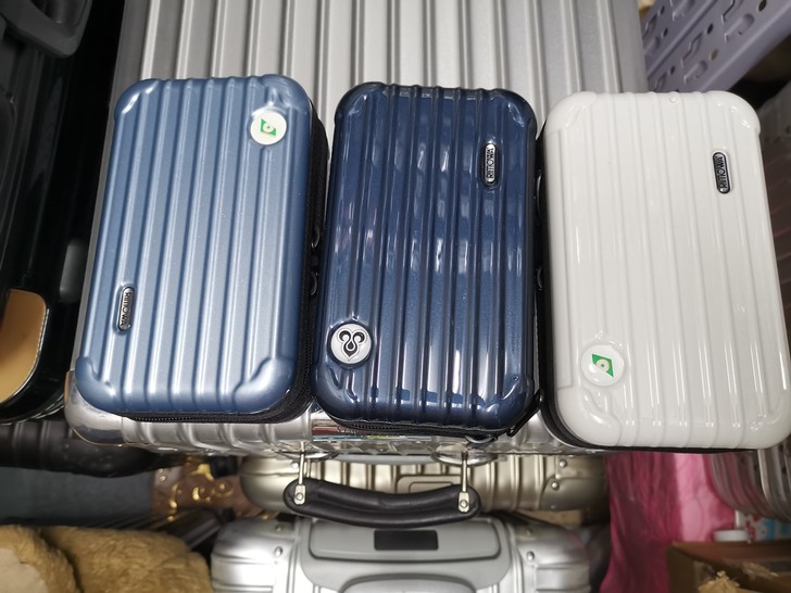 Rimowa 航空公司洗漱包 小盒子