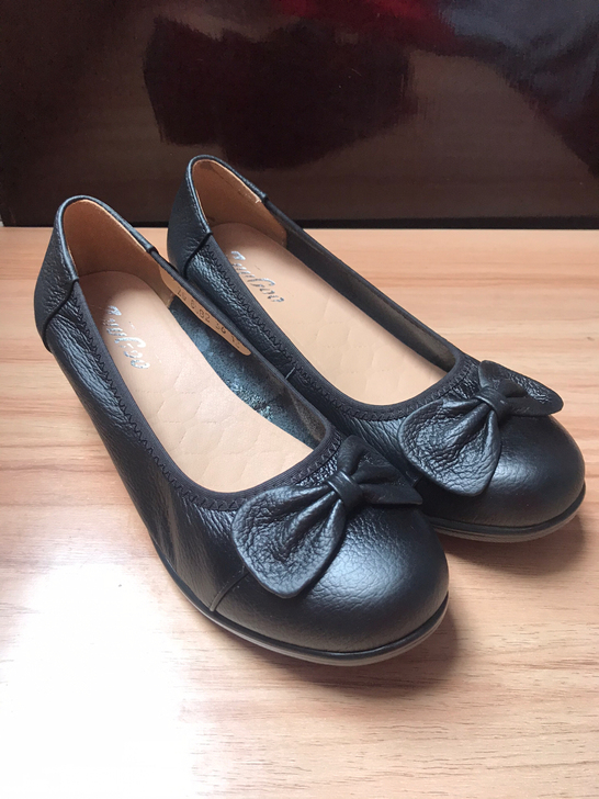 亏本出35-40码真皮女单鞋蝴蝶结黑色工作...