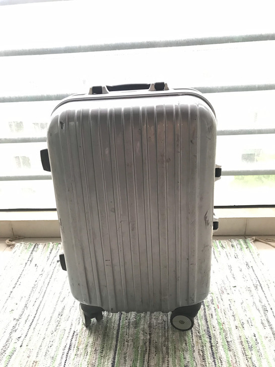 【质感尊贵】日本ito正品20寸银色万向轮...